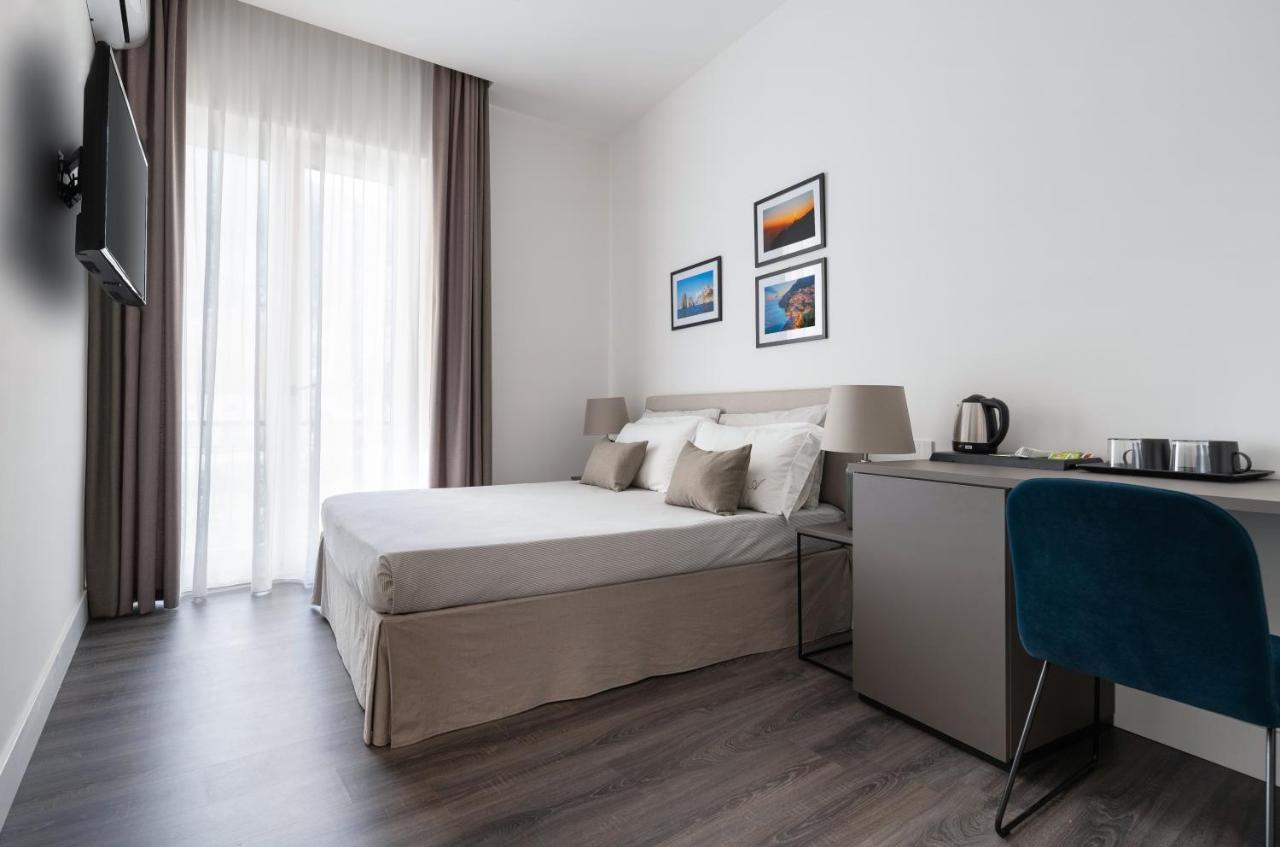 Harmony Luxury Rooms Кастеламаре ди Стабия Екстериор снимка